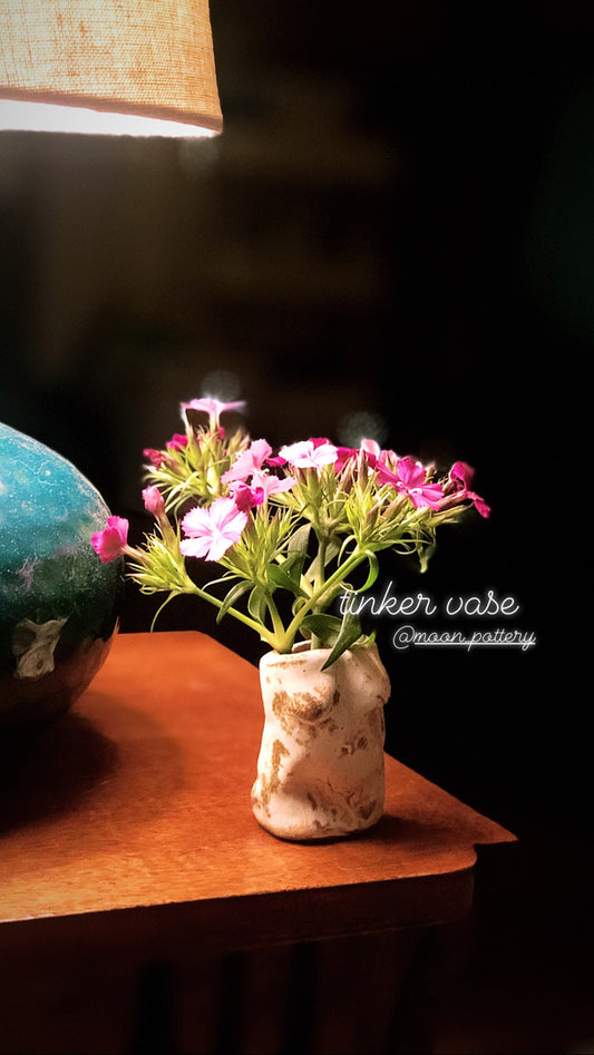 Handmade Tiny Tinker Vase – Moon Pottery | One-of-a-Kind, Cream Glaze, Perfect for Small Flowers, Unique Gift