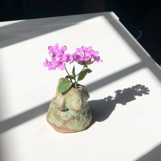 Handmade Tiny Figurine Vase – Moon Pottery | Sweet Drift Flower Vase & Incense Holder, Perfect Gift