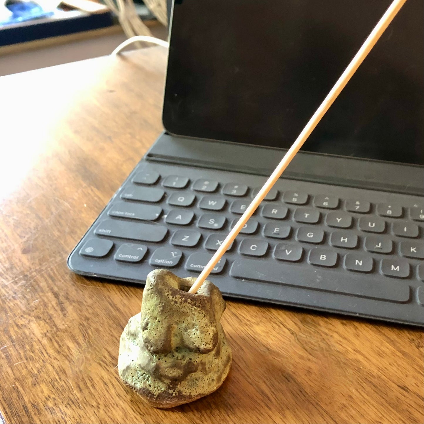 Handmade Tiny Figurine Vase – Moon Pottery | Sweet Drift Flower Vase & Incense Holder, Perfect Gift