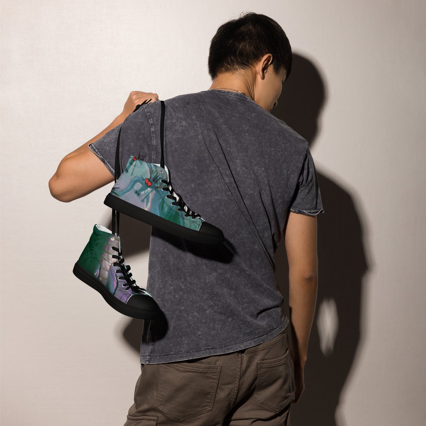 Dragon Art by Leo Matsuda Men’s High Top Canvas Shoes – Unique Hand-Drawn Sneakers